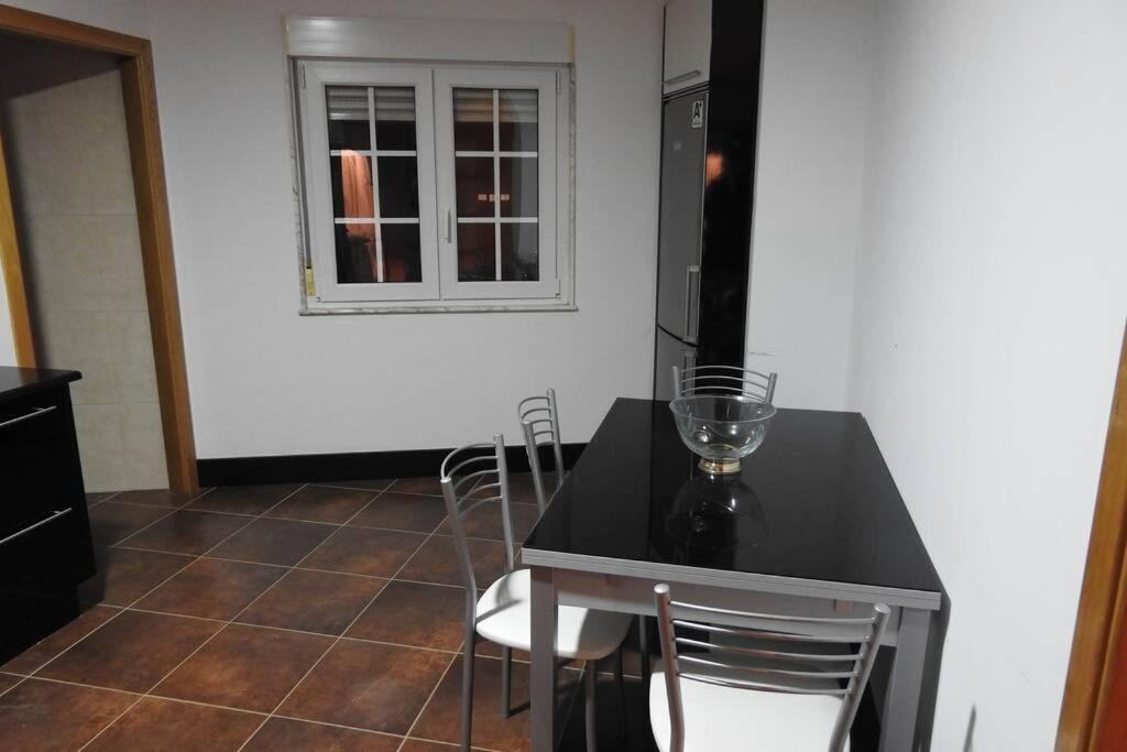 Apartamento De 4 Dormitorios En Camariñas Esterno foto